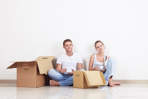 Flexible mobile self storage service for Millwall homes and businesses