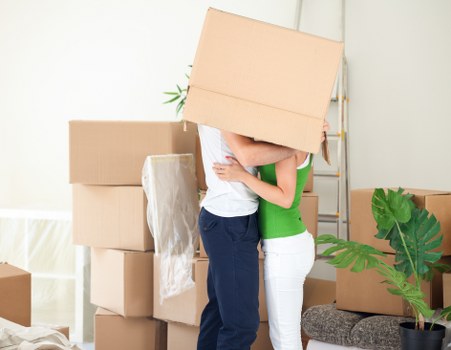 Moving van and property access setup for removals in Millwall
