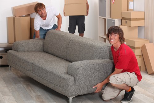 Cubic-yard pricing illustration for mixed storage contents