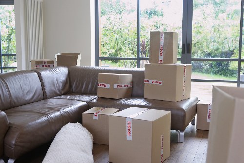 Modern secure storage in Millwall for household and business items