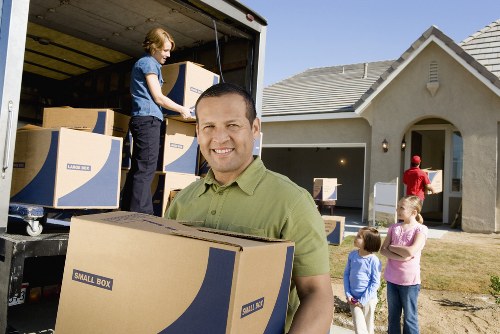 Secure storage unit options in Millwall for short-term and long-term use